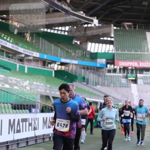 06.10.2024 - 19. swb-Marathon Bremen Yannick Fuchs http://msf.ph/oto/7449107 06.10.2024 10:30:21 Laufen im Stadion 7029, 7053, 7144, 7146, 7176, 7302, 7340, 7361, 7412, 7585, 7613, 7620, 7629, 7630, 7696, 7698, 7752, 7784, 7962, 8036, 8041, 8109, 8186, 8219, 8223, 8290, 8328, 8332, 8333, 8354, 8362, 8428, 8440, 8465, 8469, 8477, 8524, 8552, 8629, 8639, 8748, 8763, 8768, 8783, 8794, 8802, 8803, 8834, 8841, 8869, 8897, 8898, 8933, 9008, 9023, 9065, 9081 meine-sportfotos.de