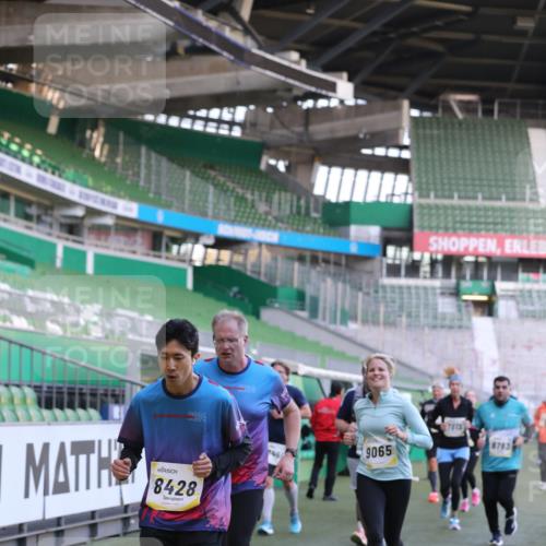 06.10.2024 - 19. swb-Marathon Bremen Yannick Fuchs http://msf.ph/oto/7449109 06.10.2024 10:30:21 Laufen im Stadion 7029, 7053, 7144, 7146, 7176, 7302, 7340, 7361, 7412, 7585, 7613, 7620, 7629, 7630, 7696, 7698, 7752, 7784, 7962, 8036, 8041, 8109, 8186, 8219, 8223, 8290, 8328, 8332, 8333, 8354, 8362, 8428, 8440, 8465, 8469, 8477, 8524, 8552, 8629, 8639, 8748, 8763, 8768, 8783, 8794, 8802, 8803, 8834, 8841, 8869, 8897, 8898, 8933, 9008, 9023, 9065, 9081 meine-sportfotos.de