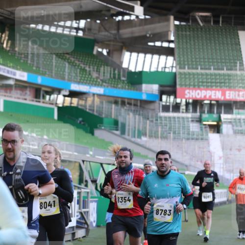 06.10.2024 - 19. swb-Marathon Bremen Yannick Fuchs http://msf.ph/oto/7449122 06.10.2024 10:30:24 Laufen im Stadion 7029, 7053, 7144, 7146, 7176, 7302, 7340, 7361, 7412, 7585, 7613, 7620, 7629, 7630, 7698, 7752, 7784, 7962, 8036, 8041, 8109, 8186, 8219, 8223, 8290, 8328, 8332, 8333, 8354, 8428, 8440, 8465, 8469, 8477, 8524, 8552, 8629, 8639, 8748, 8763, 8768, 8783, 8794, 8802, 8803, 8834, 8841, 8869, 8897, 8898, 8931, 8933, 9008, 9023, 9065, 9081 meine-sportfotos.de