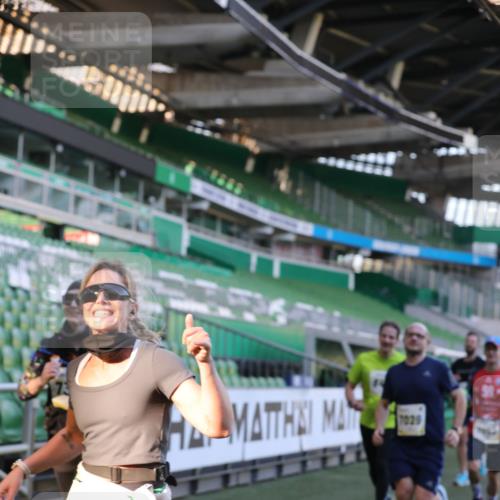06.10.2024 - 19. swb-Marathon Bremen Yannick Fuchs http://msf.ph/oto/7449170 06.10.2024 10:30:37 Laufen im Stadion 7029, 7046, 7053, 7089, 7144, 7213, 7261, 7302, 7585, 7613, 7629, 7630, 7698, 7752, 7962, 8023, 8036, 8041, 8186, 8219, 8223, 8245, 8290, 8328, 8332, 8333, 8354, 8428, 8440, 8465, 8469, 8477, 8524, 8552, 8622, 8639, 8748, 8783, 8794, 8802, 8810, 8834, 8841, 8897, 8898, 8931, 8933, 8960, 8985, 9008, 9023, 9035, 9065, 9081 meine-sportfotos.de