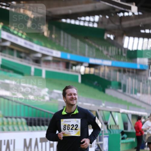 06.10.2024 - 19. swb-Marathon Bremen Yannick Fuchs http://msf.ph/oto/7449194 06.10.2024 10:30:45 Laufen im Stadion 7029, 7046, 7053, 7089, 7144, 7213, 7261, 7302, 7458, 7613, 7698, 7962, 8023, 8036, 8041, 8058, 8186, 8245, 8354, 8392, 8428, 8433, 8437, 8469, 8553, 8622, 8674, 8783, 8802, 8810, 8841, 8892, 8898, 8931, 8933, 8960, 8985, 9008, 9023, 9035, 9065, 9081 meine-sportfotos.de