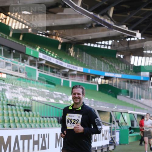06.10.2024 - 19. swb-Marathon Bremen Yannick Fuchs http://msf.ph/oto/7449197 06.10.2024 10:30:45 Laufen im Stadion 7029, 7046, 7053, 7089, 7144, 7213, 7261, 7302, 7458, 7613, 7698, 7962, 8023, 8036, 8041, 8058, 8186, 8245, 8354, 8392, 8428, 8433, 8437, 8469, 8553, 8622, 8674, 8783, 8802, 8810, 8841, 8892, 8898, 8931, 8933, 8960, 8985, 9008, 9023, 9035, 9065, 9081 meine-sportfotos.de