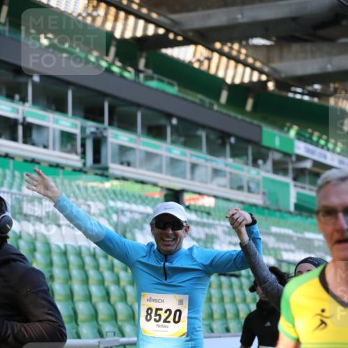 06.10.2024 - 19. swb-Marathon Bremen Yannick Fuchs http://msf.ph/oto/7449320 06.10.2024 10:31:21 Laufen im Stadion 7004, 7044, 7213, 7250, 7362, 7439, 7458, 7467, 7546, 7659, 7730, 7785, 7806, 7947, 7990, 8014, 8040, 8058, 8237, 8267, 8268, 8274, 8346, 8388, 8392, 8433, 8437, 8459, 8512, 8520, 8521, 8538, 8553, 8586, 8605, 8614, 8624, 8633, 8634, 8646, 8674, 8676, 8677, 8710, 8717, 8761, 8776, 8807, 8823, 8883, 8892, 8958, 8971, 8998, 9012, 9037, 9075, 9119, 9131 meine-sportfotos.de