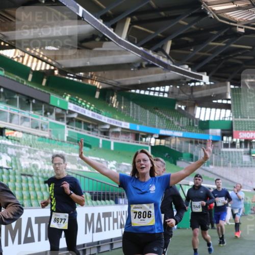 06.10.2024 - 19. swb-Marathon Bremen Yannick Fuchs http://msf.ph/oto/7449338 06.10.2024 10:31:26 Laufen im Stadion 7004, 7005, 7044, 7233, 7250, 7362, 7439, 7467, 7486, 7545, 7546, 7659, 7730, 7785, 7806, 7947, 7990, 8014, 8040, 8058, 8237, 8267, 8268, 8274, 8305, 8346, 8388, 8433, 8459, 8512, 8520, 8521, 8538, 8553, 8586, 8605, 8614, 8624, 8633, 8634, 8646, 8674, 8676, 8677, 8710, 8717, 8761, 8776, 8807, 8823, 8883, 8958, 8971, 8998, 9012, 9037, 9050, 9067, 9075, 9119, 9131 meine-sportfotos.de