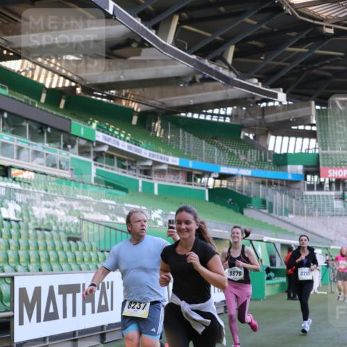 06.10.2024 - 19. swb-Marathon Bremen Yannick Fuchs http://msf.ph/oto/7449362 06.10.2024 10:31:31 Laufen im Stadion 7004, 7005, 7044, 7225, 7233, 7250, 7362, 7439, 7467, 7486, 7545, 7546, 7575, 7659, 7730, 7785, 7806, 7847, 7947, 7990, 8013, 8014, 8040, 8123, 8237, 8267, 8268, 8274, 8304, 8305, 8346, 8388, 8416, 8459, 8512, 8520, 8521, 8538, 8586, 8605, 8614, 8624, 8633, 8634, 8646, 8676, 8677, 8710, 8717, 8761, 8776, 8807, 8823, 8883, 8958, 8971, 8998, 9012, 9037, 9050, 9067, 9075, 9119, 9131 meine-sportfotos.de