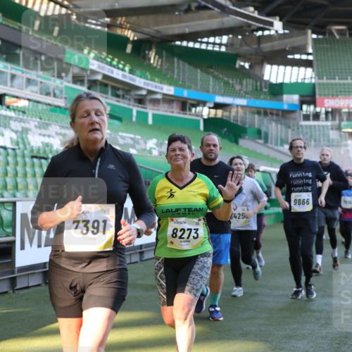 06.10.2024 - 19. swb-Marathon Bremen Yannick Fuchs http://msf.ph/oto/7449379 06.10.2024 10:35:54 Laufen im Stadion 7018, 7020, 7167, 7182, 7341, 7353, 7391, 7393, 7428, 7460, 7462, 7514, 7515, 7522, 7573, 7609, 7610, 7639, 7667, 7686, 7694, 7724, 7829, 7830, 7878, 7904, 7907, 7937, 7945, 7967, 7969, 7977, 8096, 8121, 8131, 8191, 8212, 8265, 8273, 8367, 8421, 8425, 8462, 8483, 8486, 8530, 8562, 8582, 8595, 8638, 8668, 8675, 8685, 8704, 8787, 8818, 8837, 8914, 8920, 8940, 8941, 8952, 8957, 9017, 9029, 9128, 9666 meine-sportfotos.de