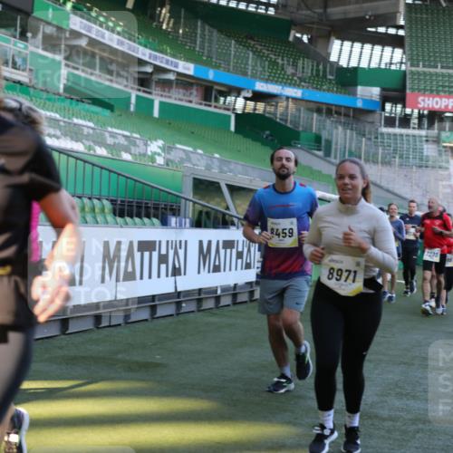 06.10.2024 - 19. swb-Marathon Bremen Yannick Fuchs http://msf.ph/oto/7449388 06.10.2024 10:31:41 Laufen im Stadion 7004, 7005, 7007, 7044, 7090, 7225, 7233, 7380, 7386, 7439, 7467, 7474, 7486, 7545, 7546, 7575, 7628, 7659, 7730, 7762, 7782, 7794, 7806, 7847, 7872, 7974, 7990, 8013, 8014, 8040, 8052, 8123, 8233, 8237, 8267, 8274, 8304, 8305, 8346, 8388, 8416, 8459, 8520, 8521, 8538, 8557, 8605, 8614, 8624, 8646, 8676, 8677, 8710, 8757, 8761, 8769, 8776, 8807, 8823, 8883, 8958, 8971, 8998, 9037, 9050, 9067, 9131 meine-sportfotos.de