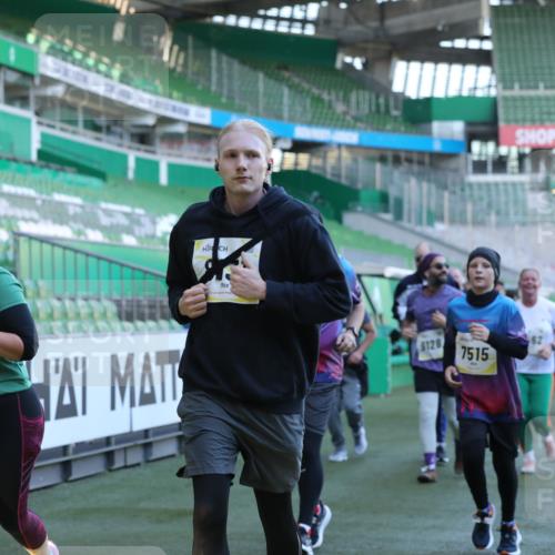06.10.2024 - 19. swb-Marathon Bremen Yannick Fuchs http://msf.ph/oto/7449409 06.10.2024 10:35:58 Laufen im Stadion 7018, 7020, 7101, 7102, 7167, 7182, 7341, 7353, 7391, 7393, 7428, 7460, 7462, 7514, 7515, 7522, 7573, 7609, 7610, 7639, 7667, 7686, 7694, 7724, 7878, 7904, 7907, 7937, 7945, 7967, 7969, 7977, 8096, 8121, 8131, 8191, 8212, 8265, 8273, 8367, 8379, 8401, 8421, 8425, 8462, 8483, 8486, 8530, 8562, 8582, 8595, 8638, 8668, 8675, 8685, 8704, 8787, 8818, 8837, 8914, 8920, 8940, 8941, 8952, 8957, 9017, 9029, 9128, 9666 meine-sportfotos.de
