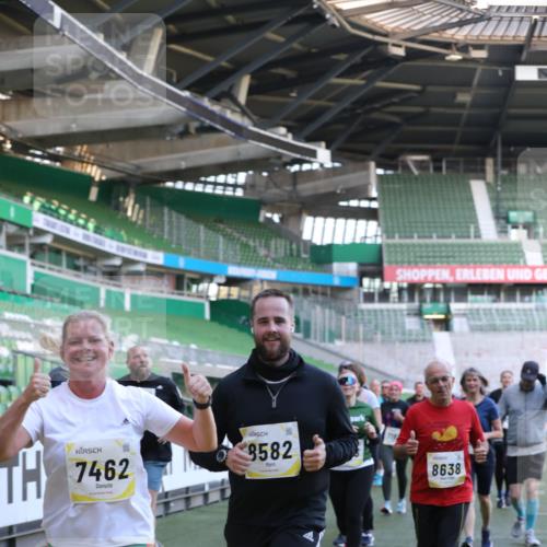 06.10.2024 - 19. swb-Marathon Bremen Yannick Fuchs http://msf.ph/oto/7449435 06.10.2024 10:36:02 Laufen im Stadion 7018, 7020, 7051, 7101, 7102, 7167, 7182, 7341, 7391, 7393, 7428, 7434, 7460, 7462, 7514, 7515, 7522, 7573, 7609, 7610, 7639, 7667, 7686, 7694, 7724, 7878, 7904, 7907, 7937, 7945, 7951, 7967, 7969, 7977, 8096, 8102, 8131, 8191, 8212, 8253, 8254, 8265, 8273, 8367, 8379, 8401, 8425, 8462, 8483, 8486, 8530, 8562, 8582, 8638, 8668, 8675, 8685, 8704, 8787, 8818, 8837, 8914, 8920, 8940, 8941, 8957, 9017, 9029, 9042, 9043, 9128, 9666 meine-sportfotos.de