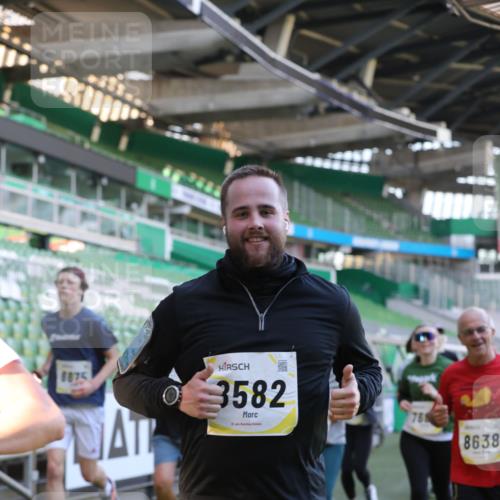 06.10.2024 - 19. swb-Marathon Bremen Yannick Fuchs http://msf.ph/oto/7449440 06.10.2024 10:36:03 Laufen im Stadion 7018, 7020, 7051, 7101, 7102, 7167, 7182, 7391, 7393, 7434, 7460, 7462, 7514, 7515, 7522, 7573, 7609, 7610, 7639, 7667, 7686, 7694, 7724, 7878, 7904, 7907, 7937, 7939, 7945, 7951, 7967, 7969, 7977, 8096, 8102, 8131, 8212, 8253, 8254, 8265, 8273, 8367, 8379, 8401, 8425, 8462, 8483, 8486, 8530, 8545, 8562, 8582, 8638, 8668, 8675, 8685, 8704, 8787, 8818, 8837, 8914, 8920, 8940, 8941, 8957, 9017, 9029, 9042, 9043, 9128, 9666 meine-sportfotos.de