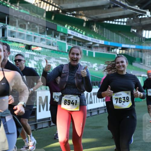 06.10.2024 - 19. swb-Marathon Bremen Yannick Fuchs http://msf.ph/oto/7449504 06.10.2024 10:36:13 Laufen im Stadion 7018, 7020, 7051, 7101, 7102, 7167, 7182, 7434, 7460, 7462, 7514, 7515, 7522, 7529, 7547, 7573, 7609, 7610, 7639, 7667, 7686, 7694, 7724, 7769, 7878, 7907, 7937, 7939, 7944, 7945, 7951, 7969, 7977, 8096, 8102, 8116, 8125, 8131, 8212, 8253, 8254, 8265, 8273, 8367, 8379, 8401, 8425, 8462, 8483, 8486, 8530, 8545, 8562, 8582, 8638, 8668, 8675, 8685, 8704, 8737, 8787, 8818, 8914, 8920, 8940, 8941, 9017, 9020, 9042, 9043, 9083, 9128, 9666 meine-sportfotos.de