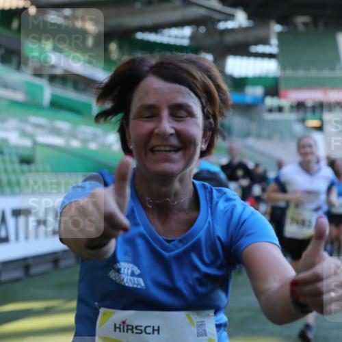 06.10.2024 - 19. swb-Marathon Bremen Yannick Fuchs http://msf.ph/oto/7449569 06.10.2024 10:32:05 Laufen im Stadion 7005, 7007, 7055, 7087, 7090, 7189, 7225, 7233, 7308, 7379, 7380, 7382, 7386, 7415, 7457, 7469, 7474, 7482, 7486, 7493, 7545, 7575, 7600, 7628, 7637, 7689, 7750, 7762, 7782, 7794, 7846, 7847, 7850, 7872, 7894, 7974, 8013, 8052, 8061, 8111, 8112, 8123, 8132, 8161, 8162, 8233, 8276, 8304, 8305, 8322, 8324, 8325, 8339, 8377, 8413, 8416, 8418, 8431, 8459, 8557, 8576, 8584, 8641, 8744, 8756, 8757, 8769, 8772, 8790, 8826, 8840, 8867, 8868, 8874, 8971, 9050, 9067 meine-sportfotos.de