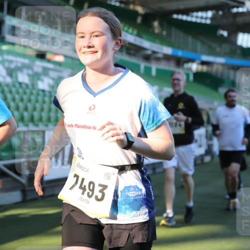 06.10.2024 - 19. swb-Marathon Bremen Yannick Fuchs http://msf.ph/oto/7449586 06.10.2024 10:32:07 Laufen im Stadion 7005, 7007, 7055, 7087, 7090, 7189, 7225, 7233, 7308, 7379, 7380, 7382, 7386, 7415, 7457, 7469, 7474, 7482, 7486, 7493, 7545, 7551, 7575, 7600, 7628, 7637, 7689, 7750, 7762, 7782, 7794, 7846, 7847, 7850, 7872, 7894, 7974, 8013, 8052, 8061, 8111, 8112, 8123, 8132, 8161, 8162, 8233, 8276, 8304, 8305, 8322, 8324, 8325, 8339, 8377, 8413, 8416, 8418, 8431, 8557, 8576, 8584, 8598, 8641, 8738, 8744, 8756, 8757, 8769, 8772, 8790, 8826, 8840, 8867, 8868, 8874, 9050, 9067 meine-sportfotos.de