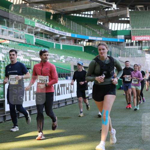 06.10.2024 - 19. swb-Marathon Bremen Yannick Fuchs http://msf.ph/oto/7449601 06.10.2024 10:36:23 Laufen im Stadion 7018, 7020, 7051, 7101, 7102, 7167, 7182, 7300, 7434, 7460, 7522, 7529, 7547, 7573, 7609, 7610, 7639, 7667, 7708, 7709, 7715, 7724, 7747, 7748, 7769, 7896, 7907, 7937, 7939, 7944, 7945, 7951, 7969, 8081, 8082, 8084, 8096, 8102, 8116, 8125, 8212, 8253, 8254, 8367, 8379, 8401, 8462, 8483, 8486, 8530, 8545, 8668, 8675, 8685, 8704, 8737, 8914, 8920, 8941, 8977, 8978, 9017, 9020, 9024, 9042, 9043, 9083 meine-sportfotos.de