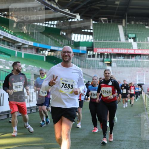 06.10.2024 - 19. swb-Marathon Bremen Yannick Fuchs http://msf.ph/oto/7449608 06.10.2024 10:32:10 Laufen im Stadion 7005, 7007, 7055, 7087, 7090, 7189, 7225, 7233, 7308, 7379, 7380, 7382, 7386, 7415, 7457, 7469, 7474, 7482, 7486, 7493, 7551, 7575, 7600, 7628, 7637, 7689, 7750, 7762, 7782, 7794, 7846, 7847, 7850, 7872, 7894, 7974, 8013, 8052, 8061, 8111, 8112, 8123, 8132, 8161, 8162, 8231, 8233, 8276, 8304, 8305, 8322, 8324, 8325, 8339, 8359, 8377, 8413, 8416, 8418, 8431, 8557, 8576, 8584, 8598, 8641, 8738, 8744, 8756, 8757, 8769, 8772, 8790, 8826, 8840, 8867, 8868, 8874, 9050, 9067 meine-sportfotos.de