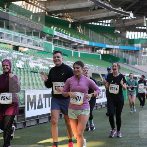 06.10.2024 - 19. swb-Marathon Bremen Yannick Fuchs http://msf.ph/oto/7449634 06.10.2024 10:36:28 Laufen im Stadion 7051, 7101, 7102, 7152, 7167, 7300, 7326, 7434, 7522, 7529, 7547, 7573, 7609, 7610, 7639, 7667, 7708, 7709, 7715, 7747, 7748, 7769, 7792, 7896, 7907, 7939, 7944, 7945, 7951, 7969, 8078, 8081, 8082, 8083, 8084, 8096, 8102, 8116, 8125, 8212, 8253, 8254, 8367, 8379, 8401, 8438, 8462, 8483, 8486, 8530, 8545, 8613, 8621, 8685, 8737, 8751, 8914, 8920, 8941, 8977, 8978, 9020, 9022, 9024, 9042, 9043, 9083 meine-sportfotos.de
