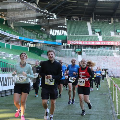 06.10.2024 - 19. swb-Marathon Bremen Yannick Fuchs http://msf.ph/oto/7449682 06.10.2024 10:32:18 Laufen im Stadion 7007, 7055, 7087, 7090, 7179, 7189, 7308, 7379, 7380, 7382, 7386, 7415, 7457, 7469, 7474, 7481, 7482, 7493, 7551, 7600, 7628, 7637, 7689, 7750, 7782, 7794, 7846, 7850, 7872, 7894, 7974, 7975, 8052, 8061, 8111, 8112, 8119, 8132, 8161, 8162, 8231, 8233, 8276, 8322, 8324, 8325, 8339, 8359, 8377, 8413, 8418, 8431, 8557, 8576, 8584, 8598, 8616, 8641, 8682, 8683, 8738, 8744, 8756, 8757, 8769, 8772, 8790, 8822, 8826, 8840, 8867, 8868, 8874, 9021, 9100, 9108, 9130 meine-sportfotos.de