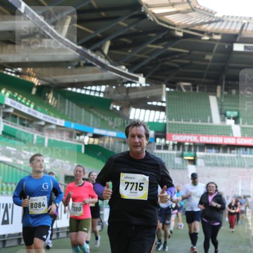 06.10.2024 - 19. swb-Marathon Bremen Yannick Fuchs http://msf.ph/oto/7449719 06.10.2024 10:36:39 Laufen im Stadion 7022, 7051, 7064, 7101, 7102, 7104, 7152, 7160, 7300, 7326, 7434, 7529, 7547, 7558, 7636, 7708, 7709, 7715, 7721, 7747, 7748, 7769, 7792, 7896, 7939, 7944, 7951, 8078, 8081, 8082, 8083, 8084, 8102, 8116, 8125, 8138, 8168, 8170, 8193, 8253, 8254, 8379, 8401, 8430, 8438, 8493, 8545, 8592, 8613, 8621, 8708, 8737, 8741, 8751, 8914, 8977, 8978, 9020, 9022, 9024, 9042, 9043, 9083, 9990 meine-sportfotos.de