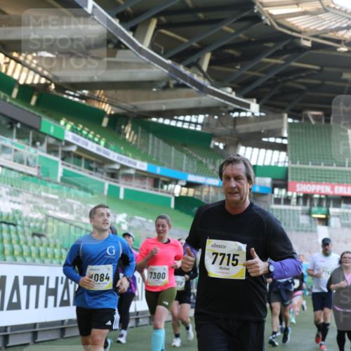 06.10.2024 - 19. swb-Marathon Bremen Yannick Fuchs http://msf.ph/oto/7449722 06.10.2024 10:36:39 Laufen im Stadion 7022, 7051, 7064, 7101, 7102, 7104, 7152, 7160, 7300, 7326, 7434, 7529, 7547, 7558, 7636, 7708, 7709, 7715, 7721, 7747, 7748, 7769, 7792, 7896, 7939, 7944, 7951, 8078, 8081, 8082, 8083, 8084, 8102, 8116, 8125, 8138, 8168, 8170, 8193, 8253, 8254, 8379, 8401, 8430, 8438, 8493, 8545, 8592, 8613, 8621, 8708, 8737, 8741, 8751, 8914, 8977, 8978, 9020, 9022, 9024, 9042, 9043, 9083, 9990 meine-sportfotos.de