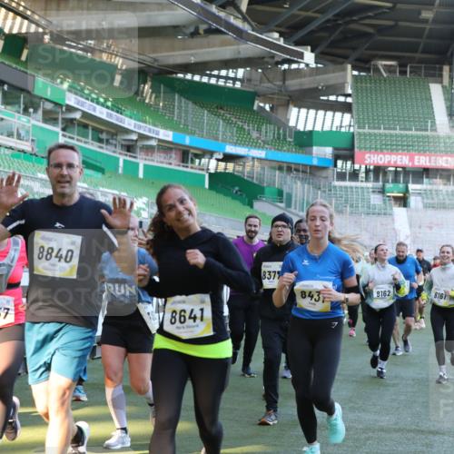 06.10.2024 - 19. swb-Marathon Bremen Yannick Fuchs http://msf.ph/oto/7449736 06.10.2024 10:32:24 Laufen im Stadion 7050, 7055, 7087, 7090, 7179, 7189, 7308, 7379, 7382, 7386, 7415, 7425, 7457, 7469, 7474, 7481, 7482, 7493, 7551, 7600, 7637, 7689, 7750, 7846, 7850, 7894, 7974, 7975, 8045, 8052, 8061, 8111, 8112, 8119, 8132, 8161, 8162, 8231, 8276, 8317, 8322, 8324, 8325, 8339, 8359, 8377, 8413, 8418, 8431, 8576, 8584, 8598, 8616, 8641, 8682, 8683, 8738, 8744, 8756, 8757, 8759, 8772, 8790, 8822, 8826, 8840, 8867, 8868, 8874, 9021, 9100, 9108, 9115, 9130 meine-sportfotos.de