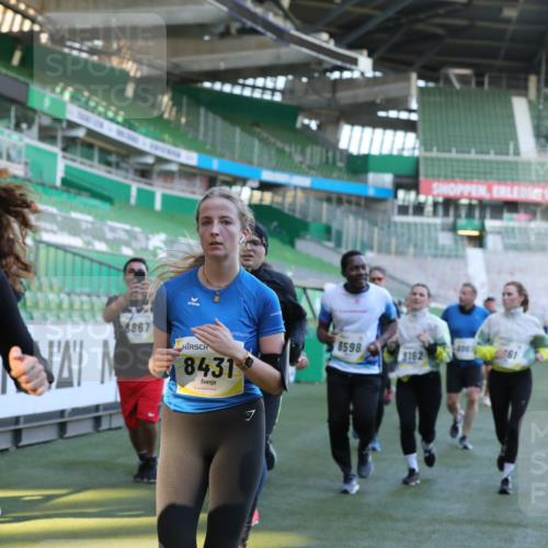 06.10.2024 - 19. swb-Marathon Bremen Yannick Fuchs http://msf.ph/oto/7449747 06.10.2024 10:32:25 Laufen im Stadion 7050, 7055, 7087, 7090, 7179, 7189, 7308, 7379, 7382, 7386, 7415, 7425, 7457, 7469, 7481, 7482, 7493, 7551, 7600, 7637, 7689, 7750, 7846, 7850, 7894, 7974, 7975, 8045, 8052, 8061, 8111, 8112, 8119, 8132, 8161, 8162, 8231, 8276, 8317, 8322, 8324, 8325, 8339, 8359, 8377, 8413, 8418, 8431, 8576, 8584, 8598, 8616, 8641, 8682, 8683, 8738, 8744, 8756, 8757, 8759, 8772, 8790, 8822, 8826, 8840, 8867, 8868, 8874, 9021, 9100, 9108, 9115, 9130 meine-sportfotos.de