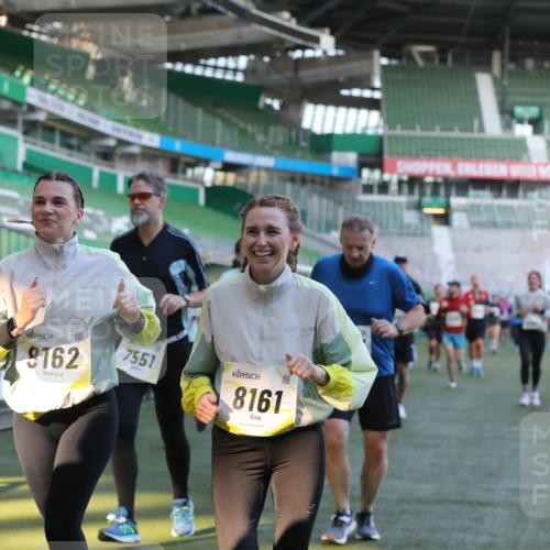 06.10.2024 - 19. swb-Marathon Bremen Yannick Fuchs http://msf.ph/oto/7449775 06.10.2024 10:32:28 Laufen im Stadion 7050, 7087, 7126, 7179, 7189, 7308, 7379, 7382, 7415, 7425, 7457, 7469, 7481, 7482, 7493, 7499, 7551, 7600, 7637, 7689, 7750, 7846, 7850, 7865, 7894, 7975, 8045, 8061, 8111, 8112, 8119, 8132, 8137, 8161, 8162, 8231, 8276, 8317, 8322, 8324, 8325, 8339, 8348, 8359, 8361, 8377, 8431, 8576, 8584, 8598, 8616, 8641, 8682, 8683, 8700, 8738, 8744, 8756, 8759, 8772, 8790, 8822, 8826, 8840, 8867, 8868, 8874, 9021, 9100, 9108, 9115, 9130 meine-sportfotos.de