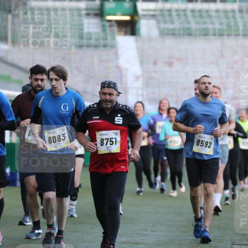 06.10.2024 - 19. swb-Marathon Bremen Yannick Fuchs http://msf.ph/oto/7449794 06.10.2024 10:36:49 Laufen im Stadion 7022, 7064, 7104, 7152, 7160, 7172, 7300, 7326, 7399, 7416, 7529, 7547, 7558, 7626, 7627, 7636, 7645, 7708, 7709, 7715, 7721, 7747, 7748, 7769, 7792, 7896, 7908, 7944, 8025, 8026, 8032, 8050, 8051, 8078, 8081, 8082, 8083, 8084, 8116, 8125, 8138, 8168, 8170, 8193, 8201, 8340, 8407, 8430, 8438, 8493, 8592, 8613, 8621, 8703, 8708, 8737, 8741, 8751, 8862, 8977, 8978, 9020, 9022, 9024, 9083, 9123, 9990 meine-sportfotos.de