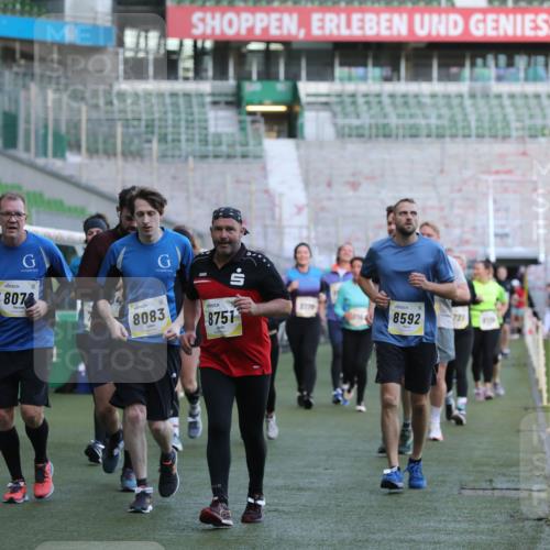 06.10.2024 - 19. swb-Marathon Bremen Yannick Fuchs http://msf.ph/oto/7449798 06.10.2024 10:36:49 Laufen im Stadion 7022, 7064, 7104, 7152, 7160, 7172, 7300, 7326, 7399, 7416, 7529, 7547, 7558, 7626, 7627, 7636, 7645, 7708, 7709, 7715, 7721, 7747, 7748, 7769, 7792, 7896, 7908, 7944, 8025, 8026, 8032, 8050, 8051, 8078, 8081, 8082, 8083, 8084, 8116, 8125, 8138, 8168, 8170, 8193, 8201, 8340, 8407, 8430, 8438, 8493, 8592, 8613, 8621, 8703, 8708, 8737, 8741, 8751, 8862, 8977, 8978, 9020, 9022, 9024, 9083, 9123, 9990 meine-sportfotos.de