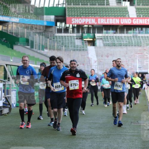 06.10.2024 - 19. swb-Marathon Bremen Yannick Fuchs http://msf.ph/oto/7449803 06.10.2024 10:36:50 Laufen im Stadion 7022, 7064, 7104, 7152, 7160, 7172, 7300, 7326, 7399, 7416, 7529, 7547, 7558, 7626, 7627, 7636, 7645, 7708, 7709, 7715, 7721, 7747, 7748, 7769, 7792, 7896, 7908, 7944, 8025, 8026, 8032, 8050, 8051, 8078, 8081, 8082, 8083, 8084, 8116, 8125, 8138, 8168, 8170, 8193, 8201, 8340, 8407, 8430, 8438, 8493, 8529, 8592, 8613, 8621, 8703, 8708, 8737, 8741, 8751, 8862, 8977, 8978, 9022, 9024, 9083, 9123, 9990 meine-sportfotos.de