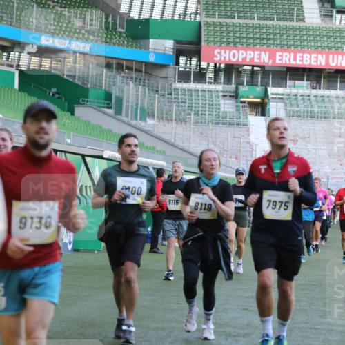 06.10.2024 - 19. swb-Marathon Bremen Yannick Fuchs http://msf.ph/oto/7449837 06.10.2024 10:32:35 Laufen im Stadion 7050, 7087, 7126, 7179, 7189, 7308, 7317, 7375, 7382, 7415, 7425, 7457, 7469, 7477, 7481, 7482, 7499, 7551, 7574, 7600, 7637, 7678, 7734, 7735, 7750, 7846, 7865, 7975, 8045, 8111, 8112, 8119, 8137, 8161, 8162, 8231, 8276, 8317, 8322, 8324, 8325, 8339, 8348, 8359, 8361, 8377, 8431, 8432, 8479, 8598, 8616, 8641, 8663, 8682, 8683, 8700, 8738, 8756, 8759, 8772, 8790, 8822, 8840, 8867, 8868, 8934, 9021, 9100, 9108, 9115, 9117, 9130 meine-sportfotos.de