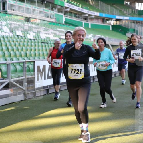 06.10.2024 - 19. swb-Marathon Bremen Yannick Fuchs http://msf.ph/oto/7449861 06.10.2024 10:37:00 Laufen im Stadion 7022, 7064, 7104, 7152, 7160, 7172, 7300, 7326, 7399, 7416, 7441, 7558, 7626, 7627, 7636, 7645, 7708, 7709, 7715, 7721, 7747, 7748, 7792, 7818, 7819, 7834, 7896, 7908, 8025, 8026, 8032, 8050, 8051, 8077, 8078, 8082, 8083, 8104, 8138, 8168, 8170, 8193, 8201, 8202, 8216, 8340, 8407, 8430, 8438, 8448, 8493, 8529, 8574, 8592, 8599, 8613, 8621, 8660, 8693, 8696, 8703, 8708, 8731, 8741, 8751, 8770, 8778, 8862, 8977, 8978, 9010, 9022, 9024, 9074, 9123, 9990 meine-sportfotos.de
