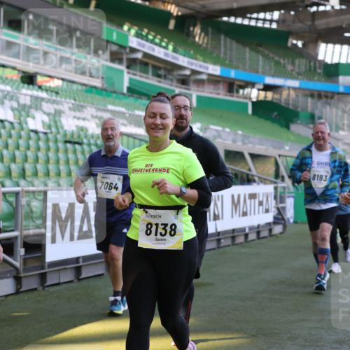 06.10.2024 - 19. swb-Marathon Bremen Yannick Fuchs http://msf.ph/oto/7449890 06.10.2024 10:37:03 Laufen im Stadion 7022, 7064, 7104, 7152, 7160, 7172, 7326, 7399, 7416, 7441, 7558, 7626, 7627, 7636, 7645, 7708, 7709, 7721, 7792, 7818, 7819, 7834, 7908, 8025, 8026, 8032, 8050, 8051, 8077, 8078, 8083, 8104, 8138, 8168, 8170, 8193, 8201, 8202, 8216, 8221, 8340, 8407, 8430, 8438, 8448, 8493, 8529, 8574, 8592, 8599, 8613, 8621, 8660, 8693, 8696, 8703, 8708, 8731, 8741, 8751, 8770, 8778, 8811, 8862, 8977, 8978, 9010, 9022, 9024, 9074, 9123, 9990 meine-sportfotos.de