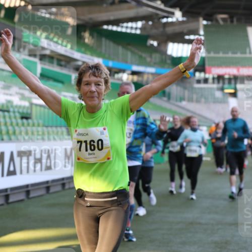 06.10.2024 - 19. swb-Marathon Bremen Yannick Fuchs http://msf.ph/oto/7449901 06.10.2024 10:37:05 Laufen im Stadion 7022, 7064, 7104, 7152, 7160, 7172, 7326, 7399, 7416, 7441, 7495, 7558, 7626, 7627, 7636, 7645, 7721, 7792, 7818, 7819, 7834, 7908, 8025, 8026, 8032, 8050, 8051, 8077, 8078, 8083, 8104, 8138, 8168, 8170, 8193, 8201, 8202, 8216, 8221, 8340, 8407, 8430, 8438, 8448, 8493, 8529, 8574, 8592, 8599, 8613, 8621, 8660, 8693, 8696, 8703, 8708, 8731, 8741, 8751, 8770, 8778, 8811, 8862, 8977, 8978, 9010, 9022, 9024, 9074, 9123, 9990 meine-sportfotos.de