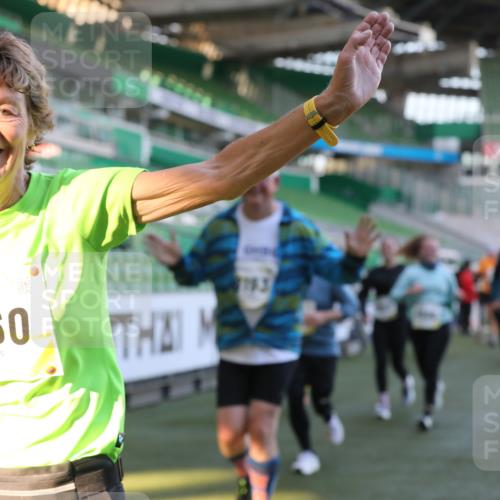 06.10.2024 - 19. swb-Marathon Bremen Yannick Fuchs http://msf.ph/oto/7449911 06.10.2024 10:37:05 Laufen im Stadion 7022, 7064, 7104, 7152, 7160, 7172, 7326, 7399, 7416, 7441, 7495, 7558, 7626, 7627, 7636, 7645, 7721, 7792, 7818, 7819, 7834, 7908, 8025, 8026, 8032, 8050, 8051, 8077, 8078, 8083, 8104, 8138, 8168, 8170, 8193, 8201, 8202, 8216, 8221, 8340, 8407, 8430, 8438, 8448, 8493, 8529, 8574, 8592, 8599, 8613, 8621, 8660, 8693, 8696, 8703, 8708, 8731, 8741, 8751, 8770, 8778, 8811, 8862, 8977, 8978, 9010, 9022, 9024, 9074, 9123, 9990 meine-sportfotos.de
