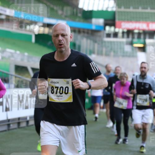 06.10.2024 - 19. swb-Marathon Bremen Yannick Fuchs http://msf.ph/oto/7449930 06.10.2024 10:32:48 Laufen im Stadion 7028, 7049, 7050, 7108, 7125, 7126, 7179, 7316, 7317, 7373, 7375, 7425, 7442, 7477, 7481, 7499, 7551, 7574, 7621, 7656, 7678, 7734, 7735, 7751, 7758, 7849, 7865, 7975, 8020, 8022, 8045, 8048, 8119, 8137, 8161, 8162, 8231, 8314, 8315, 8317, 8348, 8359, 8361, 8432, 8479, 8485, 8504, 8598, 8616, 8643, 8663, 8682, 8683, 8686, 8700, 8705, 8724, 8738, 8759, 8822, 8858, 8934, 9021, 9100, 9108, 9112, 9115, 9117, 9130 meine-sportfotos.de