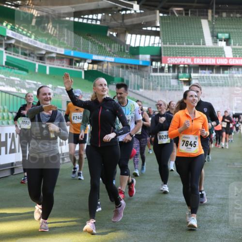 06.10.2024 - 19. swb-Marathon Bremen Yannick Fuchs http://msf.ph/oto/7449960 06.10.2024 10:37:12 Laufen im Stadion 7022, 7064, 7104, 7152, 7160, 7172, 7326, 7399, 7416, 7441, 7495, 7558, 7626, 7627, 7636, 7645, 7721, 7818, 7819, 7834, 7908, 8021, 8025, 8026, 8032, 8050, 8051, 8077, 8104, 8138, 8168, 8169, 8170, 8193, 8201, 8202, 8216, 8217, 8221, 8282, 8340, 8407, 8430, 8438, 8448, 8493, 8529, 8574, 8592, 8599, 8660, 8687, 8693, 8696, 8703, 8708, 8731, 8741, 8751, 8770, 8778, 8811, 8862, 9010, 9074, 9123, 9990 meine-sportfotos.de