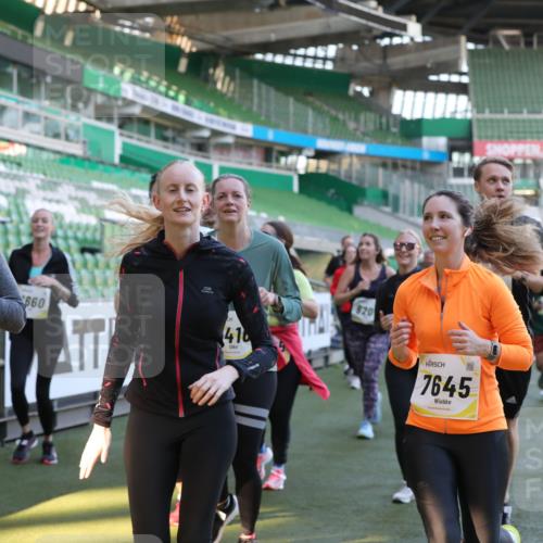 06.10.2024 - 19. swb-Marathon Bremen Yannick Fuchs http://msf.ph/oto/7449974 06.10.2024 10:37:13 Laufen im Stadion 7022, 7064, 7104, 7160, 7172, 7326, 7399, 7416, 7441, 7495, 7558, 7588, 7626, 7627, 7636, 7645, 7688, 7721, 7818, 7819, 7834, 7908, 8021, 8025, 8026, 8032, 8050, 8051, 8077, 8104, 8138, 8168, 8169, 8170, 8193, 8201, 8202, 8216, 8217, 8221, 8282, 8340, 8407, 8430, 8448, 8493, 8529, 8574, 8592, 8599, 8660, 8687, 8693, 8696, 8703, 8708, 8731, 8741, 8751, 8770, 8778, 8811, 8862, 9010, 9074, 9123, 9990 meine-sportfotos.de