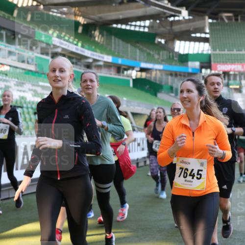 06.10.2024 - 19. swb-Marathon Bremen Yannick Fuchs http://msf.ph/oto/7449975 06.10.2024 10:37:13 Laufen im Stadion 7022, 7064, 7104, 7160, 7172, 7326, 7399, 7416, 7441, 7495, 7558, 7588, 7626, 7627, 7636, 7645, 7688, 7721, 7818, 7819, 7834, 7908, 8021, 8025, 8026, 8032, 8050, 8051, 8077, 8104, 8138, 8168, 8169, 8170, 8193, 8201, 8202, 8216, 8217, 8221, 8282, 8340, 8407, 8430, 8448, 8493, 8529, 8574, 8592, 8599, 8660, 8687, 8693, 8696, 8703, 8708, 8731, 8741, 8751, 8770, 8778, 8811, 8862, 9010, 9074, 9123, 9990 meine-sportfotos.de