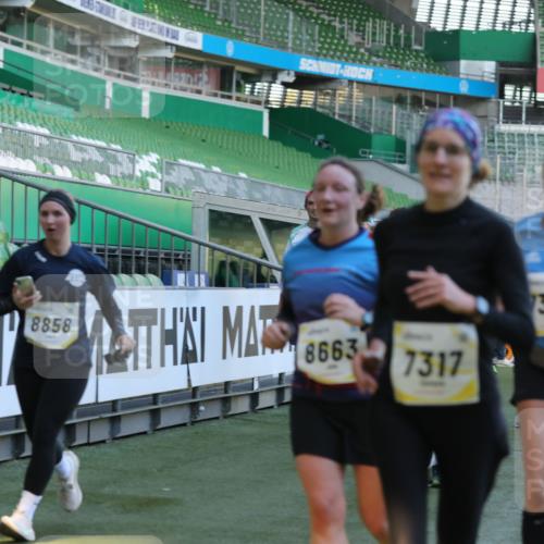 06.10.2024 - 19. swb-Marathon Bremen Yannick Fuchs http://msf.ph/oto/7449976 06.10.2024 10:32:56 Laufen im Stadion 7028, 7049, 7050, 7057, 7108, 7125, 7126, 7179, 7316, 7317, 7354, 7373, 7375, 7425, 7442, 7477, 7481, 7499, 7506, 7574, 7621, 7656, 7678, 7734, 7735, 7751, 7758, 7801, 7849, 7865, 7975, 8020, 8022, 8034, 8045, 8048, 8119, 8137, 8189, 8314, 8315, 8317, 8348, 8361, 8384, 8432, 8479, 8485, 8504, 8540, 8616, 8643, 8663, 8682, 8683, 8686, 8700, 8705, 8724, 8759, 8822, 8852, 8858, 8934, 9021, 9100, 9108, 9112, 9115, 9117, 9130 meine-sportfotos.de