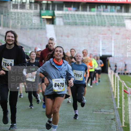 06.10.2024 - 19. swb-Marathon Bremen Yannick Fuchs http://msf.ph/oto/7449991 06.10.2024 10:32:58 Laufen im Stadion 7028, 7049, 7050, 7057, 7108, 7125, 7126, 7316, 7317, 7333, 7354, 7373, 7375, 7425, 7442, 7477, 7481, 7499, 7506, 7574, 7621, 7656, 7678, 7734, 7735, 7751, 7758, 7801, 7849, 7865, 7975, 8020, 8022, 8034, 8045, 8048, 8119, 8137, 8189, 8314, 8315, 8317, 8348, 8361, 8384, 8432, 8479, 8485, 8504, 8540, 8643, 8663, 8686, 8700, 8705, 8724, 8759, 8822, 8852, 8858, 8864, 8934, 9100, 9108, 9112, 9114, 9115, 9117, 9130 meine-sportfotos.de