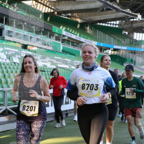 06.10.2024 - 19. swb-Marathon Bremen Yannick Fuchs http://msf.ph/oto/7449993 06.10.2024 10:37:16 Laufen im Stadion 7038, 7064, 7104, 7160, 7172, 7220, 7399, 7416, 7441, 7495, 7512, 7588, 7611, 7612, 7626, 7627, 7645, 7688, 7721, 7817, 7818, 7819, 7834, 7908, 8021, 8025, 8026, 8032, 8050, 8051, 8077, 8104, 8138, 8168, 8169, 8170, 8182, 8184, 8193, 8201, 8202, 8216, 8217, 8221, 8282, 8340, 8407, 8430, 8448, 8529, 8574, 8599, 8660, 8687, 8693, 8696, 8703, 8708, 8731, 8741, 8770, 8778, 8811, 8862, 8967, 9010, 9074, 9103, 9123, 9990 meine-sportfotos.de