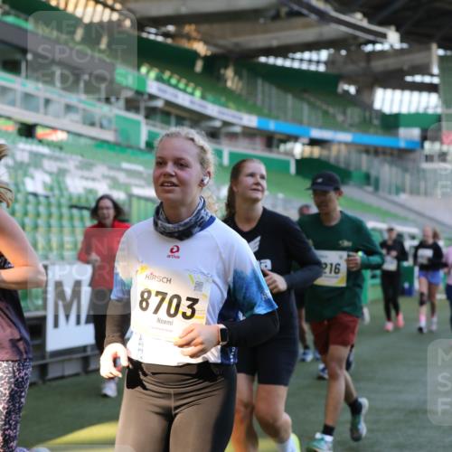 06.10.2024 - 19. swb-Marathon Bremen Yannick Fuchs http://msf.ph/oto/7449995 06.10.2024 10:37:17 Laufen im Stadion 7038, 7064, 7104, 7160, 7172, 7220, 7399, 7416, 7441, 7495, 7512, 7588, 7611, 7612, 7626, 7627, 7645, 7688, 7721, 7817, 7818, 7819, 7834, 7908, 8021, 8025, 8026, 8032, 8050, 8051, 8077, 8104, 8138, 8168, 8169, 8170, 8182, 8184, 8193, 8201, 8202, 8216, 8217, 8221, 8282, 8340, 8407, 8430, 8448, 8529, 8535, 8574, 8599, 8660, 8687, 8693, 8696, 8703, 8708, 8731, 8770, 8778, 8811, 8862, 8967, 9010, 9074, 9103, 9123, 9990 meine-sportfotos.de