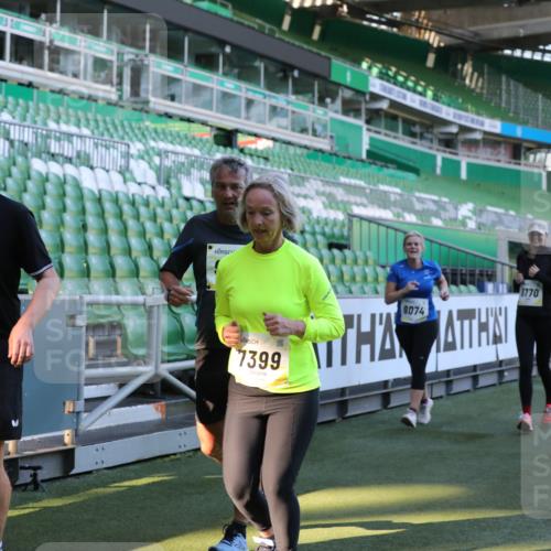 06.10.2024 - 19. swb-Marathon Bremen Yannick Fuchs http://msf.ph/oto/7450002 06.10.2024 10:37:20 Laufen im Stadion 7038, 7064, 7160, 7164, 7172, 7220, 7399, 7416, 7441, 7495, 7512, 7588, 7611, 7612, 7626, 7627, 7645, 7688, 7817, 7818, 7819, 7834, 7908, 8021, 8025, 8026, 8032, 8050, 8051, 8077, 8104, 8130, 8138, 8169, 8182, 8184, 8193, 8201, 8202, 8216, 8217, 8221, 8282, 8294, 8340, 8407, 8430, 8448, 8464, 8529, 8532, 8535, 8574, 8599, 8660, 8687, 8693, 8696, 8703, 8708, 8731, 8770, 8778, 8811, 8862, 8967, 9010, 9074, 9103, 9123, 9129, 9990 meine-sportfotos.de