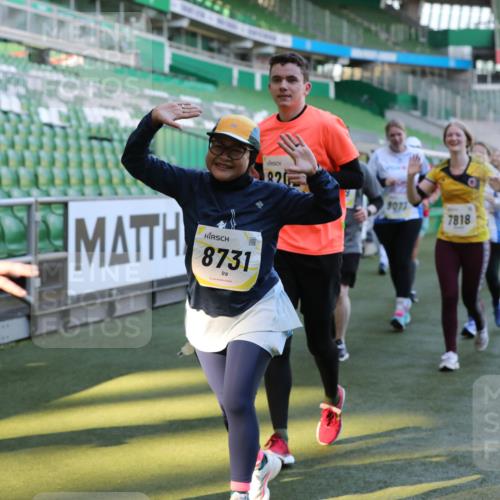 06.10.2024 - 19. swb-Marathon Bremen Yannick Fuchs http://msf.ph/oto/7450034 06.10.2024 10:37:24 Laufen im Stadion 7038, 7164, 7172, 7220, 7399, 7416, 7441, 7495, 7512, 7588, 7611, 7612, 7626, 7627, 7645, 7688, 7711, 7713, 7817, 7818, 7819, 7834, 7908, 7999, 8021, 8025, 8026, 8032, 8050, 8051, 8077, 8104, 8130, 8169, 8182, 8184, 8201, 8202, 8216, 8217, 8221, 8282, 8294, 8340, 8393, 8407, 8448, 8464, 8529, 8532, 8535, 8574, 8597, 8599, 8660, 8687, 8693, 8696, 8703, 8731, 8770, 8778, 8811, 8862, 8967, 9010, 9055, 9074, 9103, 9123, 9129 meine-sportfotos.de
