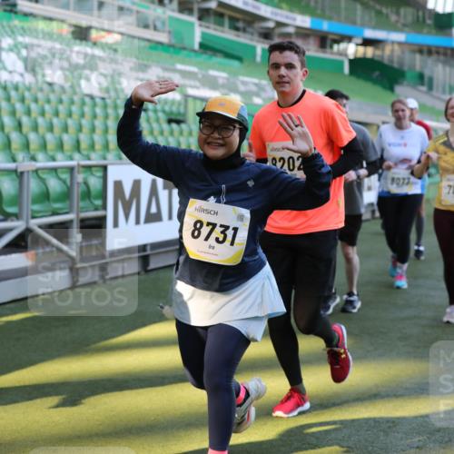 06.10.2024 - 19. swb-Marathon Bremen Yannick Fuchs http://msf.ph/oto/7450036 06.10.2024 10:37:24 Laufen im Stadion 7038, 7164, 7172, 7220, 7399, 7416, 7441, 7495, 7512, 7588, 7611, 7612, 7626, 7627, 7645, 7688, 7711, 7713, 7817, 7818, 7819, 7834, 7908, 7999, 8021, 8025, 8026, 8032, 8050, 8051, 8077, 8104, 8130, 8169, 8182, 8184, 8201, 8202, 8216, 8217, 8221, 8282, 8294, 8340, 8393, 8407, 8448, 8464, 8529, 8532, 8535, 8574, 8597, 8599, 8660, 8687, 8693, 8696, 8703, 8731, 8770, 8778, 8811, 8862, 8967, 9010, 9055, 9074, 9103, 9123, 9129 meine-sportfotos.de