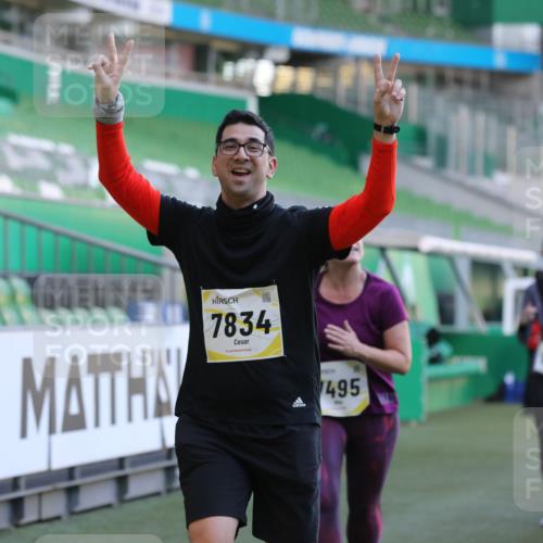 06.10.2024 - 19. swb-Marathon Bremen Yannick Fuchs http://msf.ph/oto/7450091 06.10.2024 10:37:32 Laufen im Stadion 7038, 7164, 7172, 7220, 7399, 7441, 7495, 7512, 7588, 7611, 7612, 7672, 7681, 7688, 7711, 7713, 7728, 7729, 7817, 7818, 7819, 7834, 7916, 7999, 8021, 8025, 8026, 8032, 8063, 8077, 8104, 8114, 8130, 8140, 8141, 8145, 8169, 8182, 8184, 8201, 8202, 8213, 8216, 8217, 8221, 8282, 8294, 8393, 8448, 8464, 8529, 8532, 8535, 8537, 8574, 8597, 8599, 8660, 8687, 8693, 8696, 8697, 8703, 8731, 8770, 8778, 8811, 8967, 9010, 9055, 9074, 9103, 9129 meine-sportfotos.de