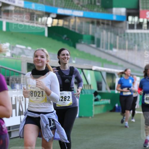 06.10.2024 - 19. swb-Marathon Bremen Yannick Fuchs http://msf.ph/oto/7450109 06.10.2024 10:37:34 Laufen im Stadion 7038, 7164, 7220, 7441, 7495, 7512, 7588, 7611, 7612, 7672, 7681, 7688, 7711, 7713, 7728, 7729, 7817, 7818, 7819, 7834, 7916, 7999, 8021, 8032, 8063, 8077, 8104, 8114, 8130, 8140, 8141, 8145, 8169, 8182, 8184, 8202, 8213, 8216, 8217, 8221, 8282, 8294, 8393, 8448, 8464, 8529, 8532, 8535, 8537, 8574, 8597, 8599, 8660, 8687, 8693, 8696, 8697, 8731, 8770, 8778, 8811, 8967, 9010, 9055, 9074, 9103, 9129 meine-sportfotos.de