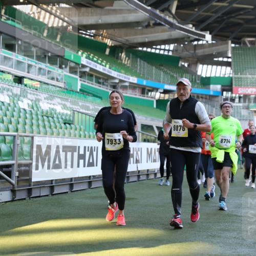 06.10.2024 - 19. swb-Marathon Bremen Yannick Fuchs http://msf.ph/oto/7450200 06.10.2024 10:38:35 Laufen im Stadion 7068, 7070, 7079, 7166, 7235, 7248, 7301, 7336, 7348, 7359, 7455, 7517, 7524, 7527, 7589, 7653, 7705, 7760, 7791, 7836, 7845, 7933, 7949, 7952, 8134, 8136, 8149, 8164, 8165, 8420, 8422, 8455, 8518, 8519, 8554, 8563, 8565, 8590, 8591, 8684, 8690, 8714, 8758, 8866, 8876, 8880, 8916, 8926, 8930, 8944, 9062 meine-sportfotos.de