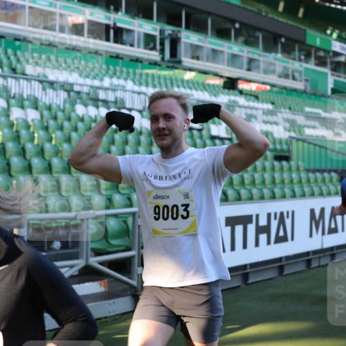 06.10.2024 - 19. swb-Marathon Bremen Yannick Fuchs http://msf.ph/oto/7450236 06.10.2024 10:33:33 Laufen im Stadion 7049, 7057, 7076, 7108, 7123, 7125, 7201, 7202, 7203, 7269, 7282, 7330, 7332, 7333, 7354, 7358, 7506, 7509, 7510, 7577, 7608, 7621, 7663, 7801, 7855, 7867, 7869, 7898, 7997, 8034, 8113, 8153, 8189, 8194, 8195, 8224, 8241, 8263, 8269, 8308, 8384, 8451, 8534, 8540, 8579, 8607, 8608, 8611, 8653, 8798, 8852, 8864, 8986, 9003, 9041, 9053, 9059, 9072, 9073, 9114, 9126 meine-sportfotos.de
