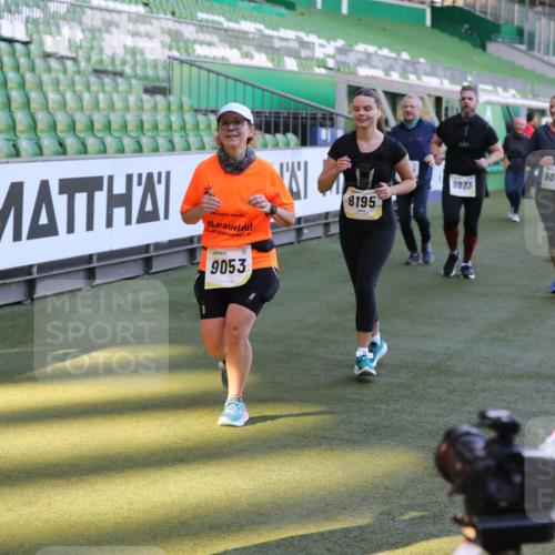 06.10.2024 - 19. swb-Marathon Bremen Yannick Fuchs http://msf.ph/oto/7450254 06.10.2024 10:33:36 Laufen im Stadion 7076, 7122, 7123, 7201, 7202, 7203, 7264, 7269, 7282, 7330, 7332, 7333, 7358, 7404, 7418, 7506, 7509, 7510, 7577, 7608, 7663, 7723, 7801, 7855, 7867, 7869, 7886, 7898, 7997, 8034, 8113, 8153, 8189, 8194, 8195, 8224, 8241, 8263, 8269, 8308, 8384, 8451, 8534, 8540, 8579, 8607, 8608, 8611, 8612, 8653, 8798, 8852, 8864, 8986, 9003, 9041, 9053, 9059, 9072, 9073, 9114, 9126 meine-sportfotos.de